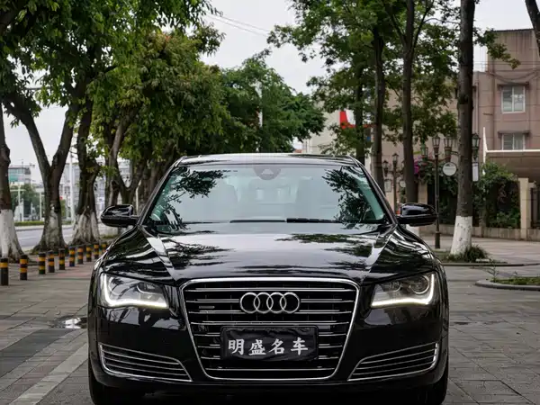 Audi A8 2012