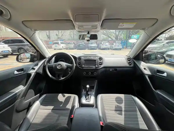 Volkswagen Tiguan 2015