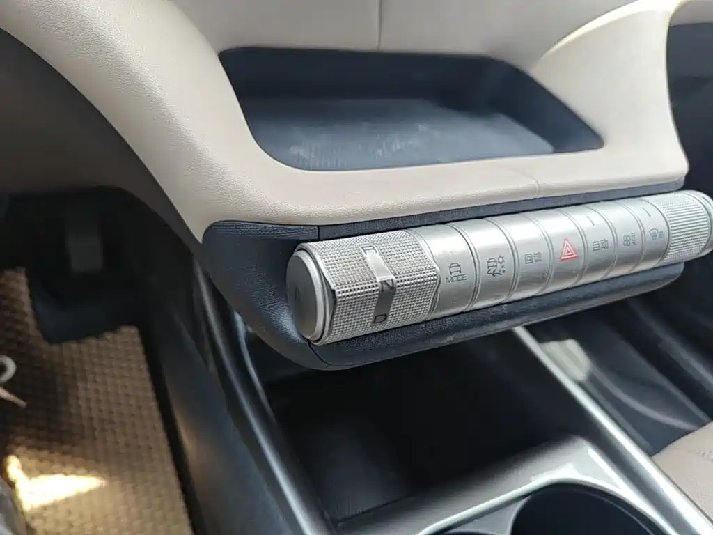 BYD Dolphin 2023 — фото 14