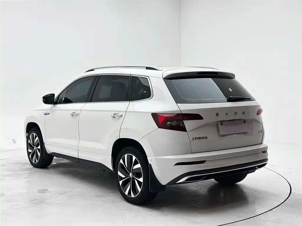 Skoda Karoq 2022 — фото 4