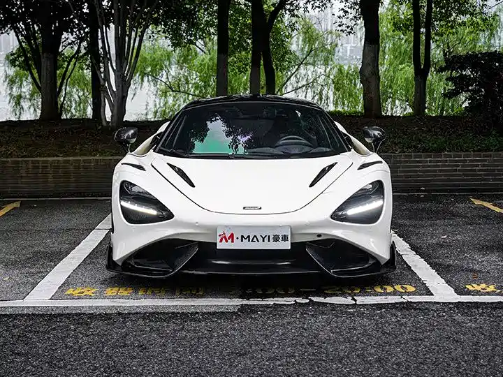 McLaren 720S 2019 — фото 1