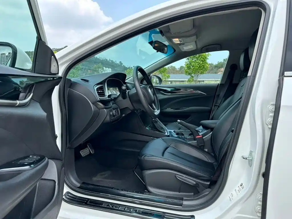 Buick Excelle 2021
