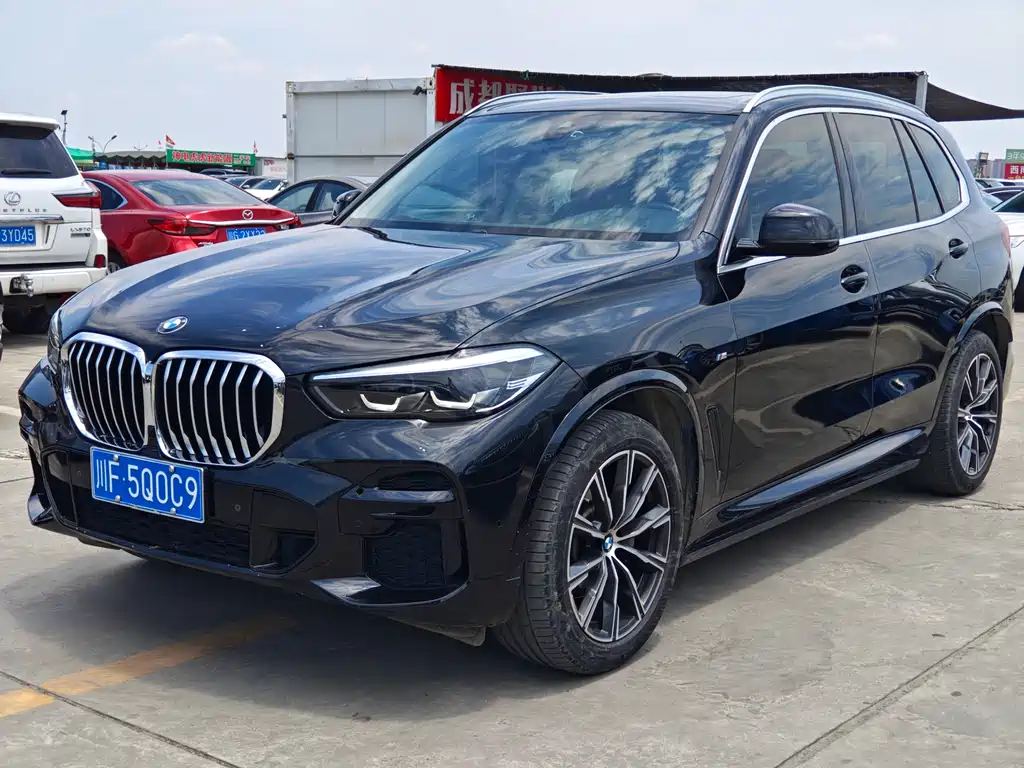 BMW X5 2022 — фото 1