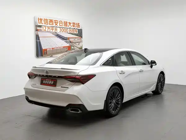 Toyota Avalon 2023