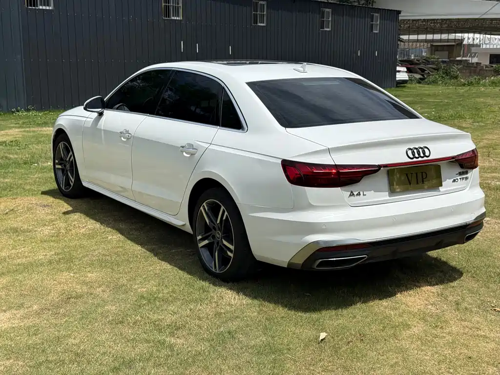 Audi A4L 2022