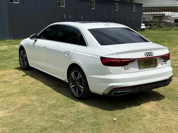 Audi A4L 2022
