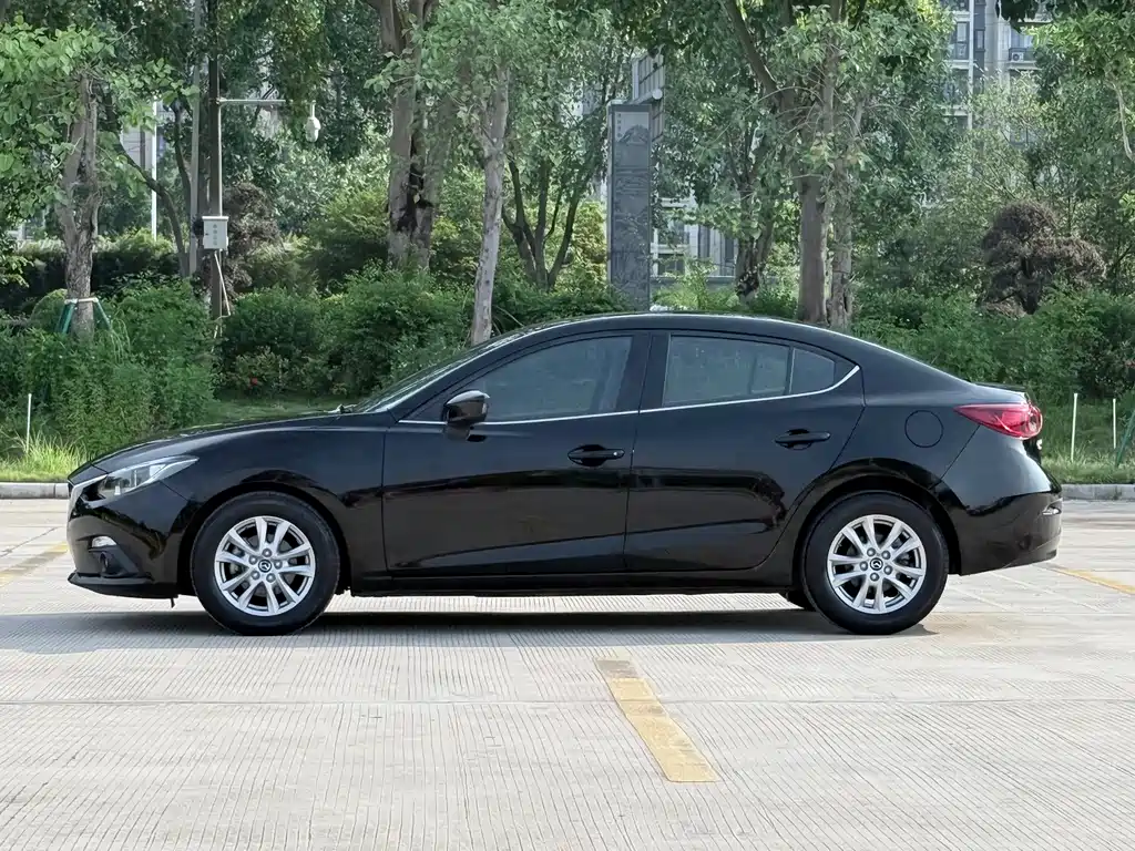 Mazda 3 Angkesela 2016