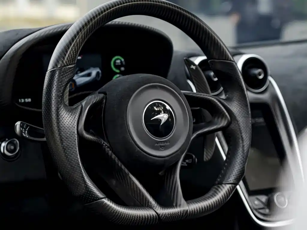 McLaren 600LT 2020 — фото 10