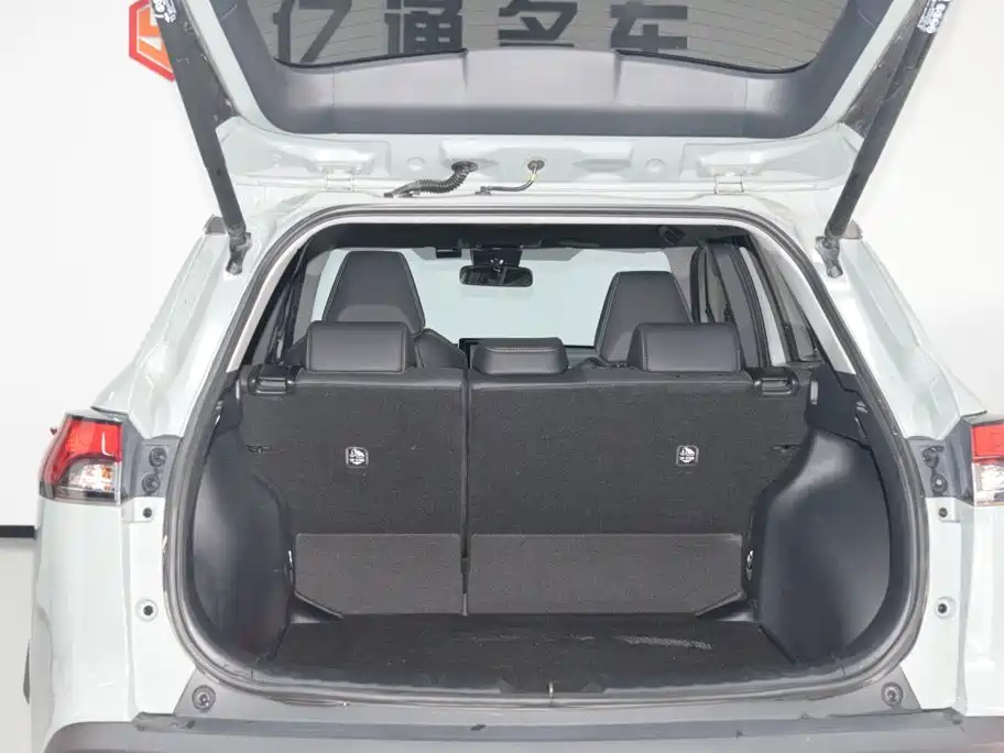 Toyota Corolla Cross 2022 — фото 22