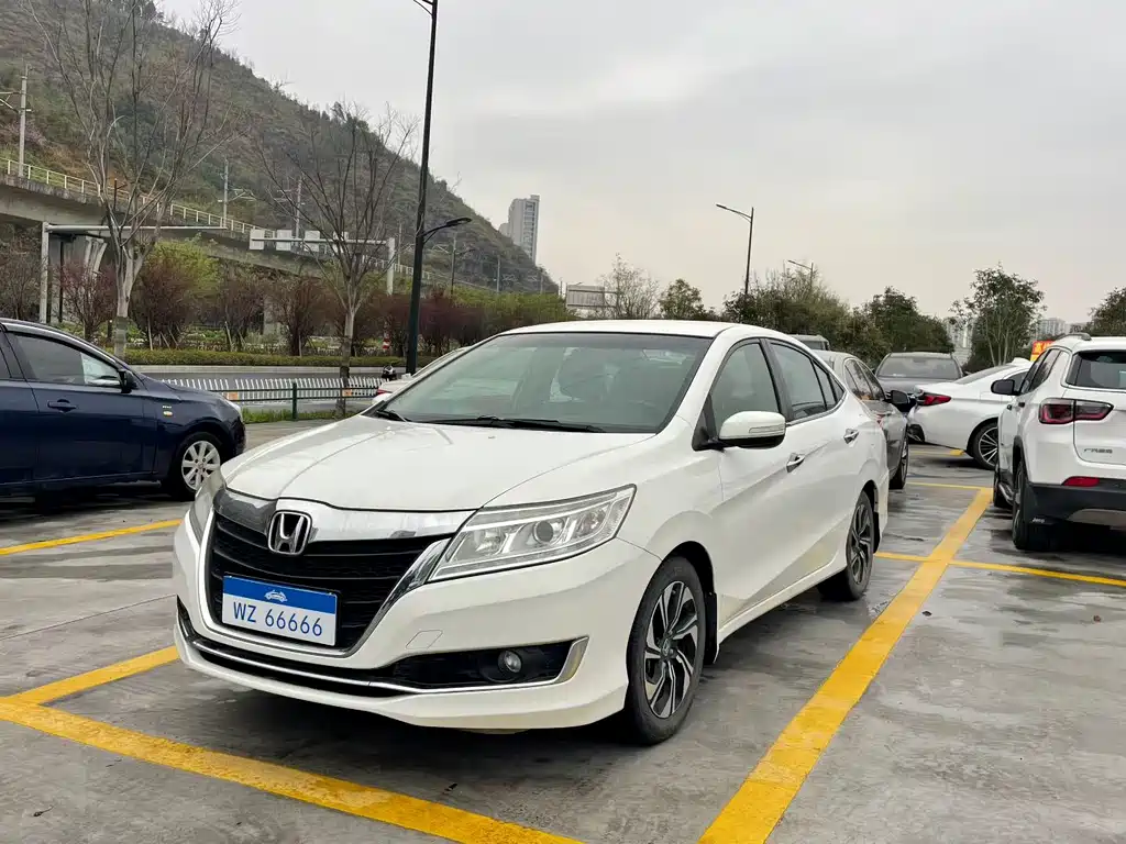 Honda Crider 2018