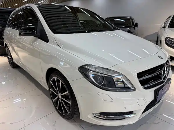 Mercedes-Benz B-Class 2015