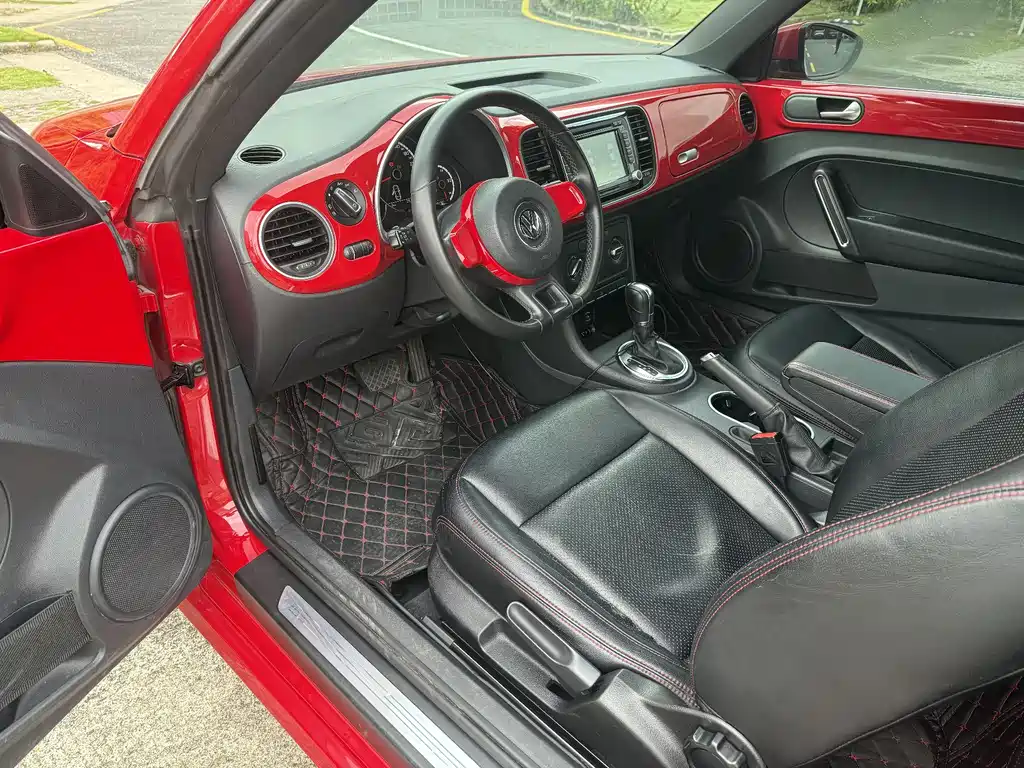 Volkswagen Beetle 2014