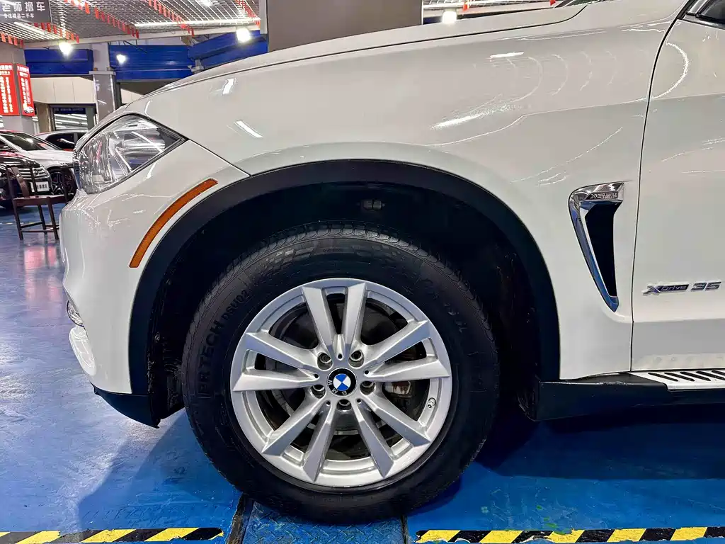 BMW X5 2015 — фото 18