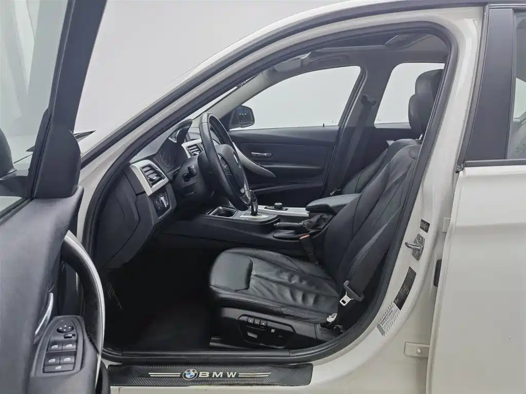 BMW 3 Series 2013 — фото 10