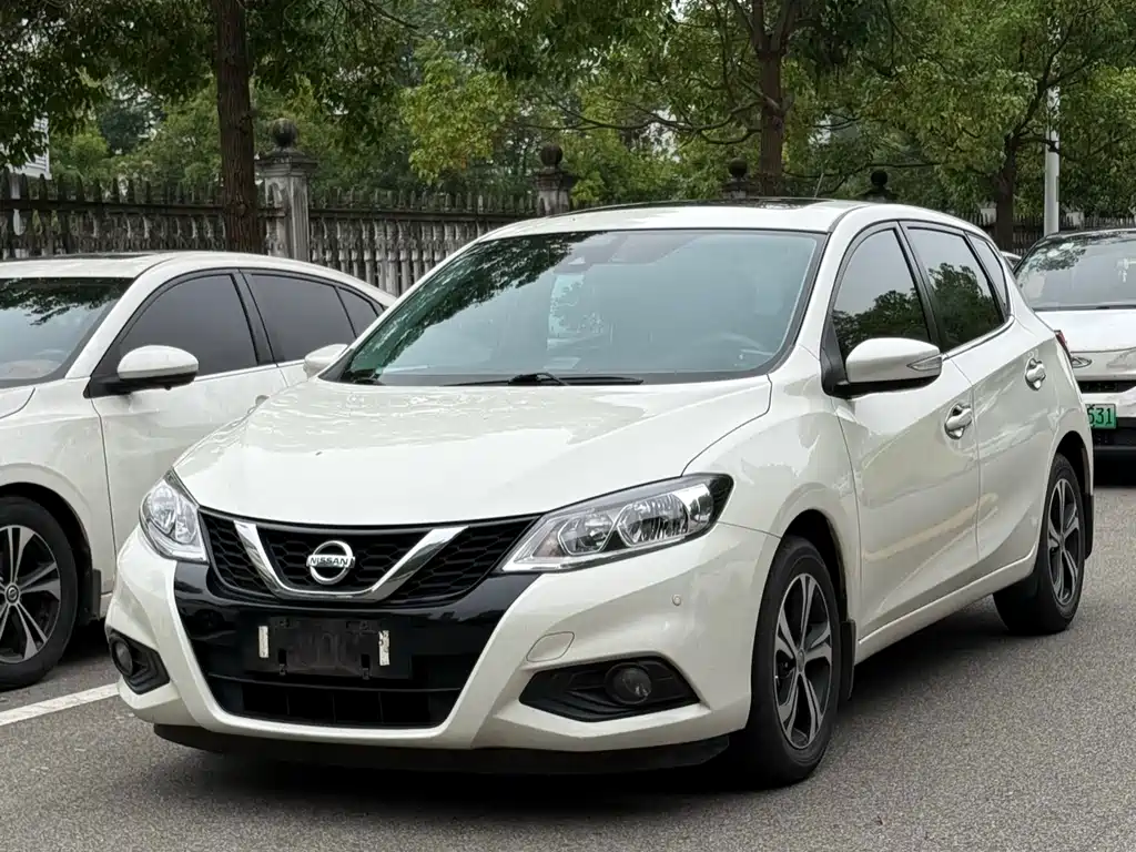 Nissan Tiida 2016