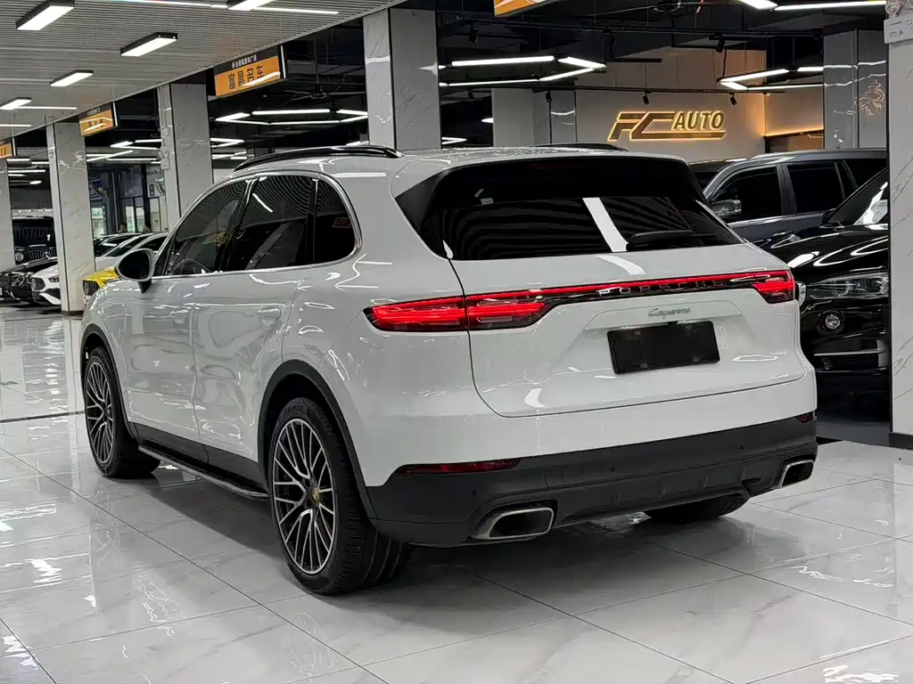 Porsche Cayenne 2019 — фото 5