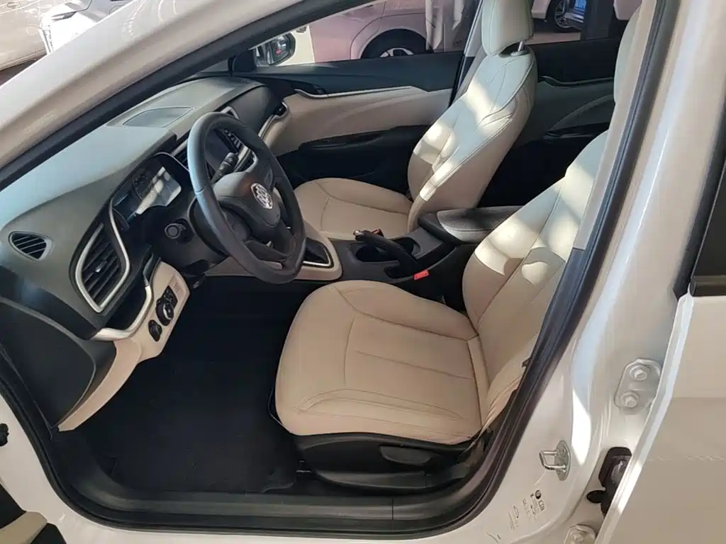 Buick Excelle 2020 — фото 11