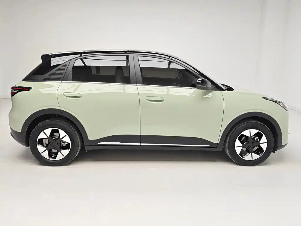 Geely Galaxy Starwish 2024