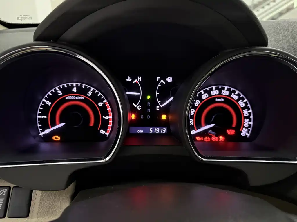 Toyota Highlander 2014 — фото 10