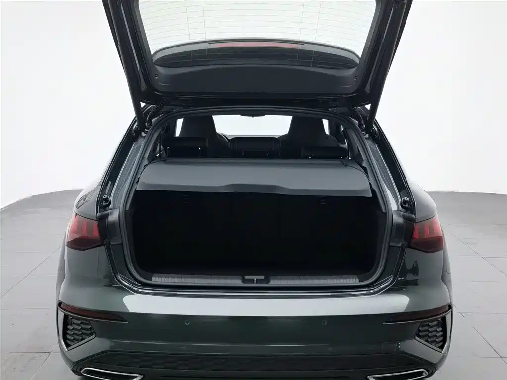 Audi A3 2021 — фото 16