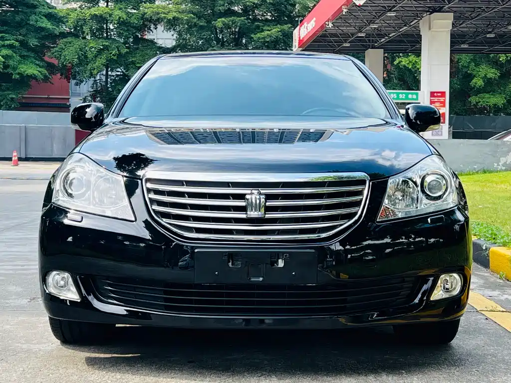 Toyota Crown 2011
