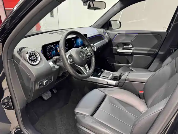 Mercedes-Benz GLB 2022