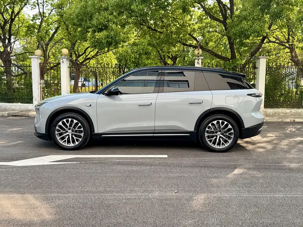 NIO ES6 2024 — фото 4