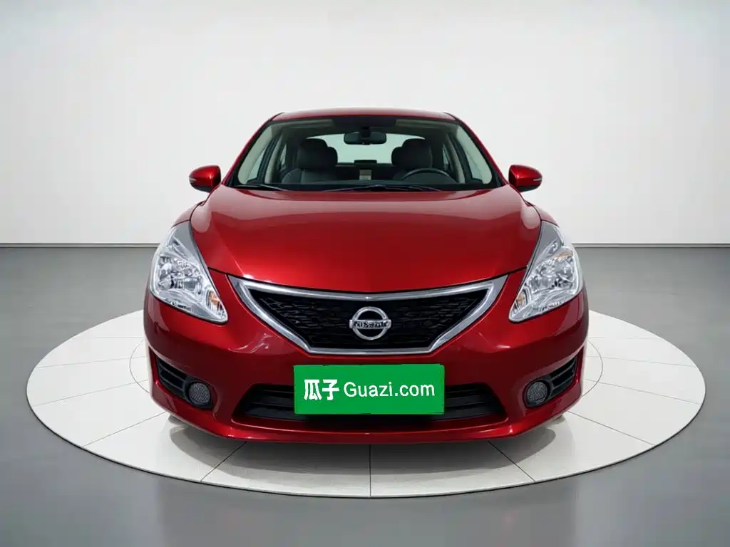 Nissan Tiida 2015 — фото 24