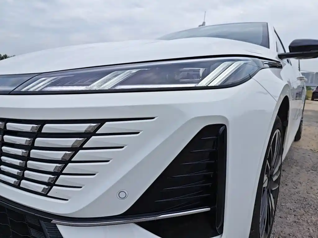 Changan Escape 2025 — фото 18