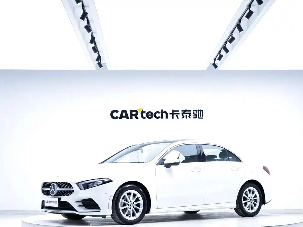 Mercedes-Benz A-Class 2022 — фото 1