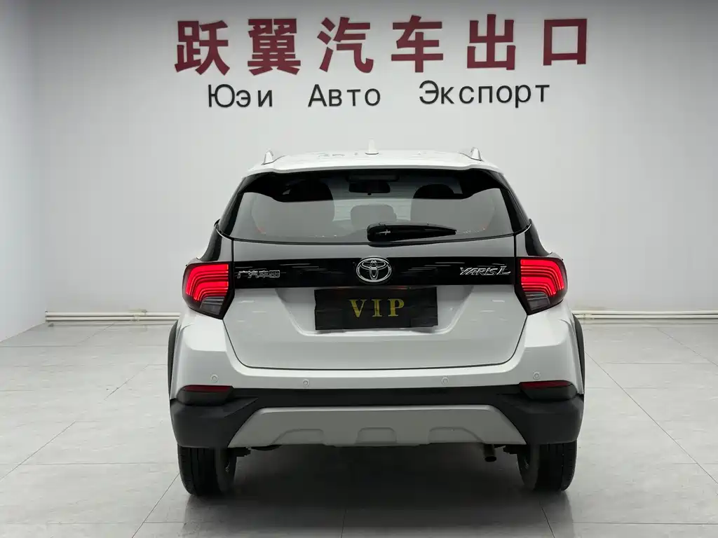 Toyota Yaris L 2021