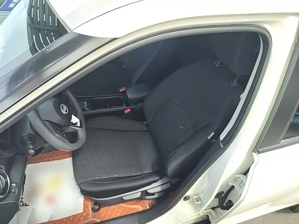 Nissan Kicks 2024 — фото 15