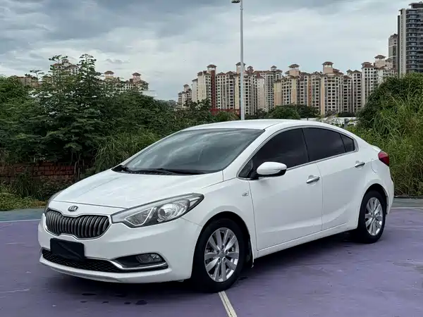 Kia K3 2015