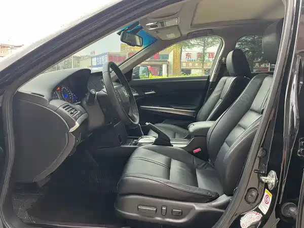 Honda Crosstour 2016
