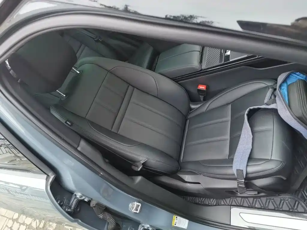 Land Rover Evoque 2021 — фото 25