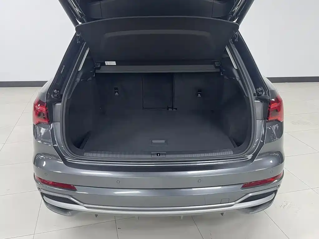Audi Q3 2023