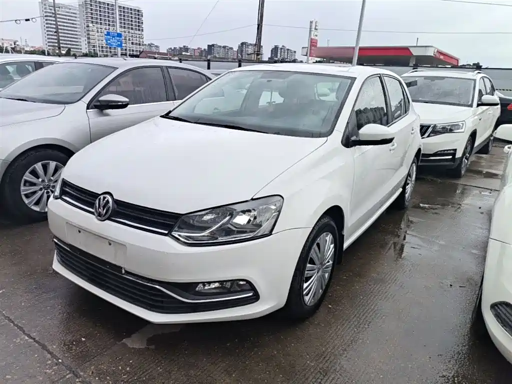Volkswagen Polo 2017 — фото 1