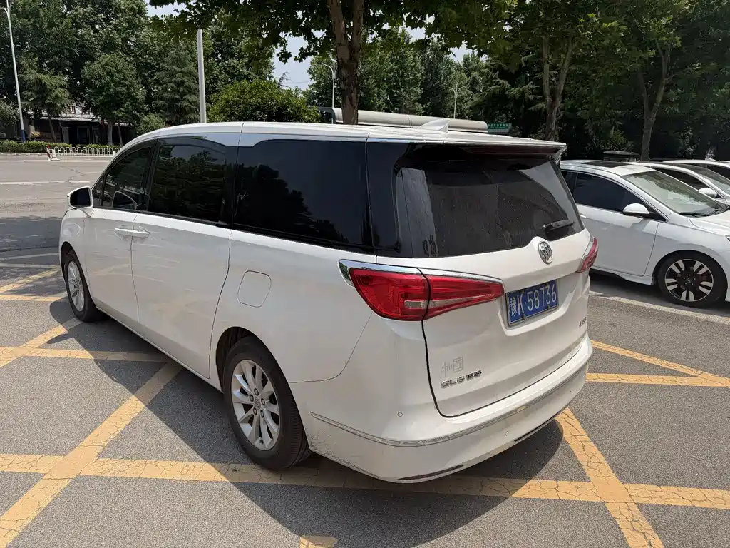 Buick GL8 2019
