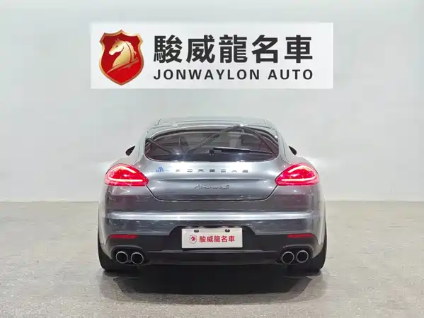 Porsche Panamera 2015