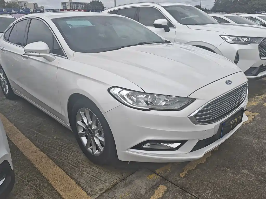 Ford Mondeo 2018 — фото 3