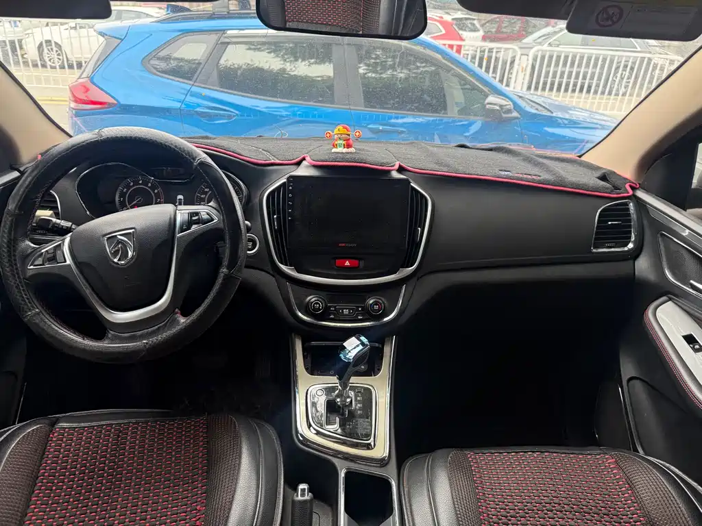 Baojun 560 2016