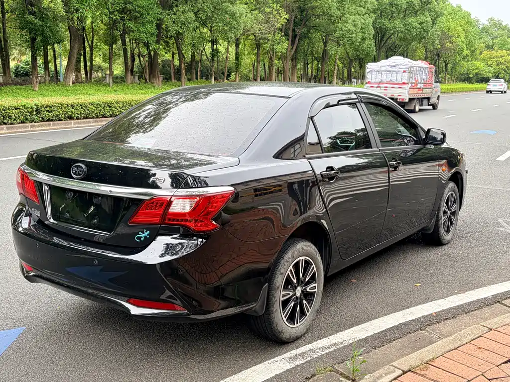 BYD F3 2022 — фото 10