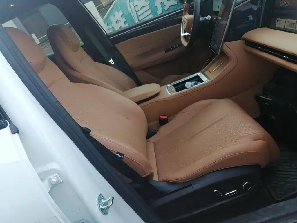 Geely Galaxy L7 2025 — фото 19