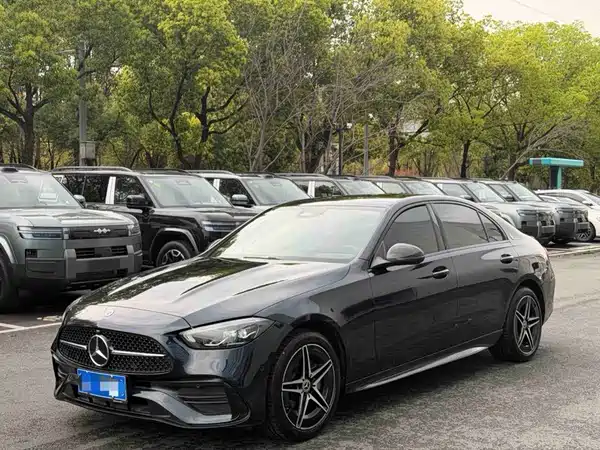 Mercedes-Benz C-Class 2023