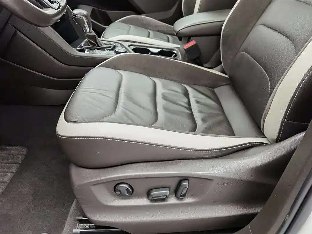Volkswagen Tiguan L 2017 — фото 20