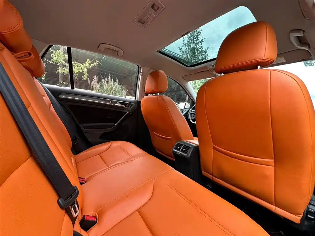 Volkswagen Golf 2014