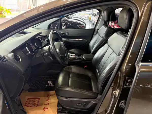 Peugeot 3008 2013