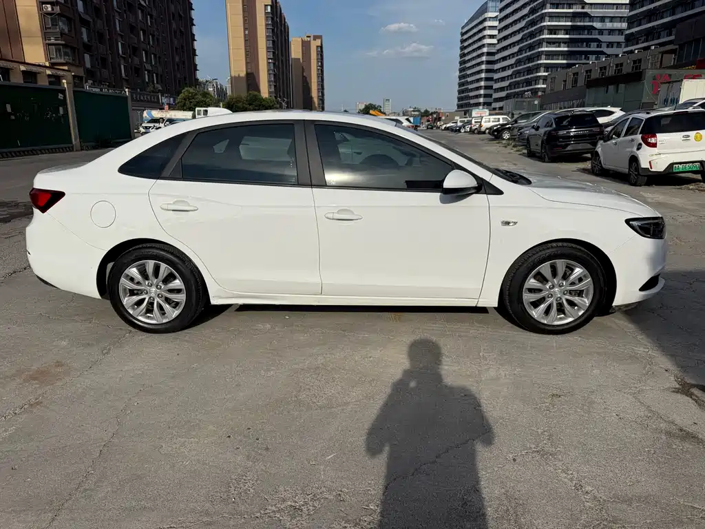 Buick Excelle 2018