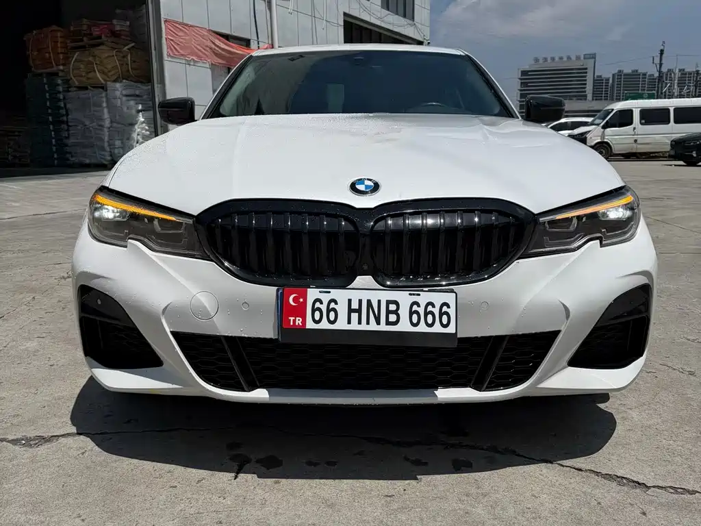 BMW 3 Series 2021