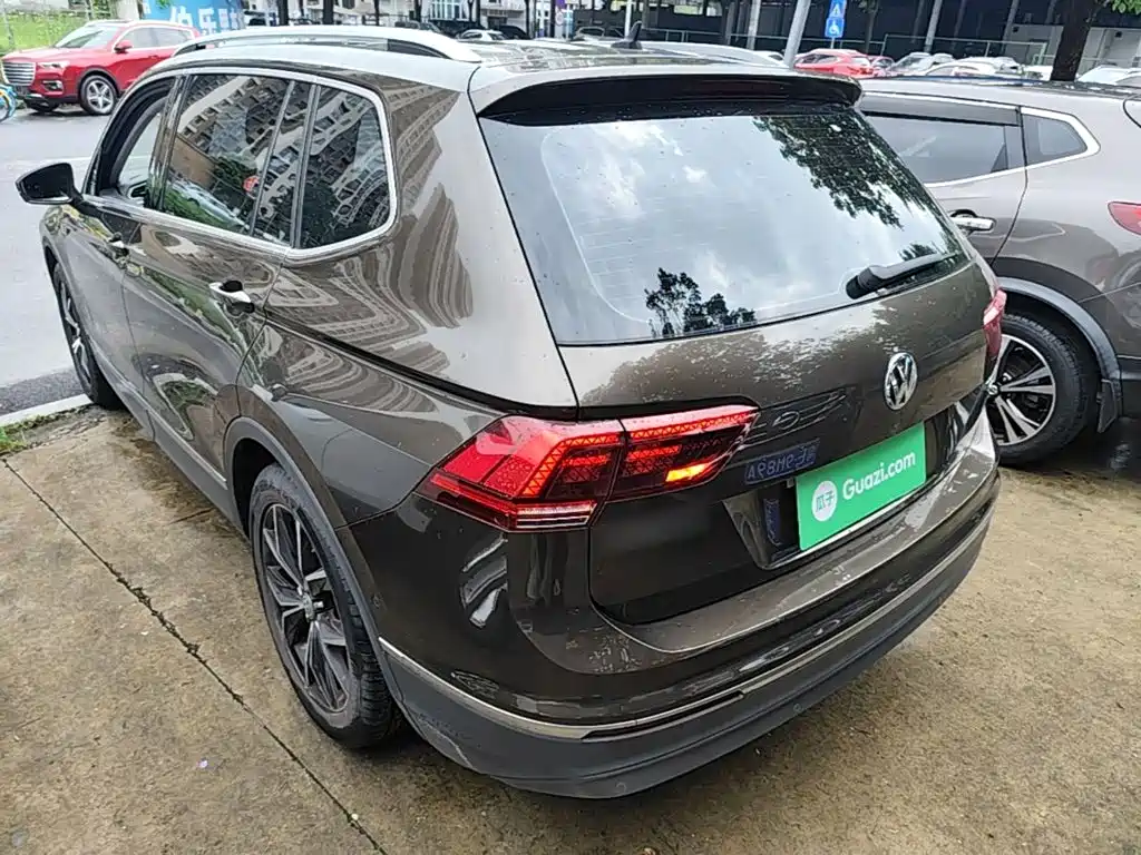 Volkswagen Tiguan L 2017